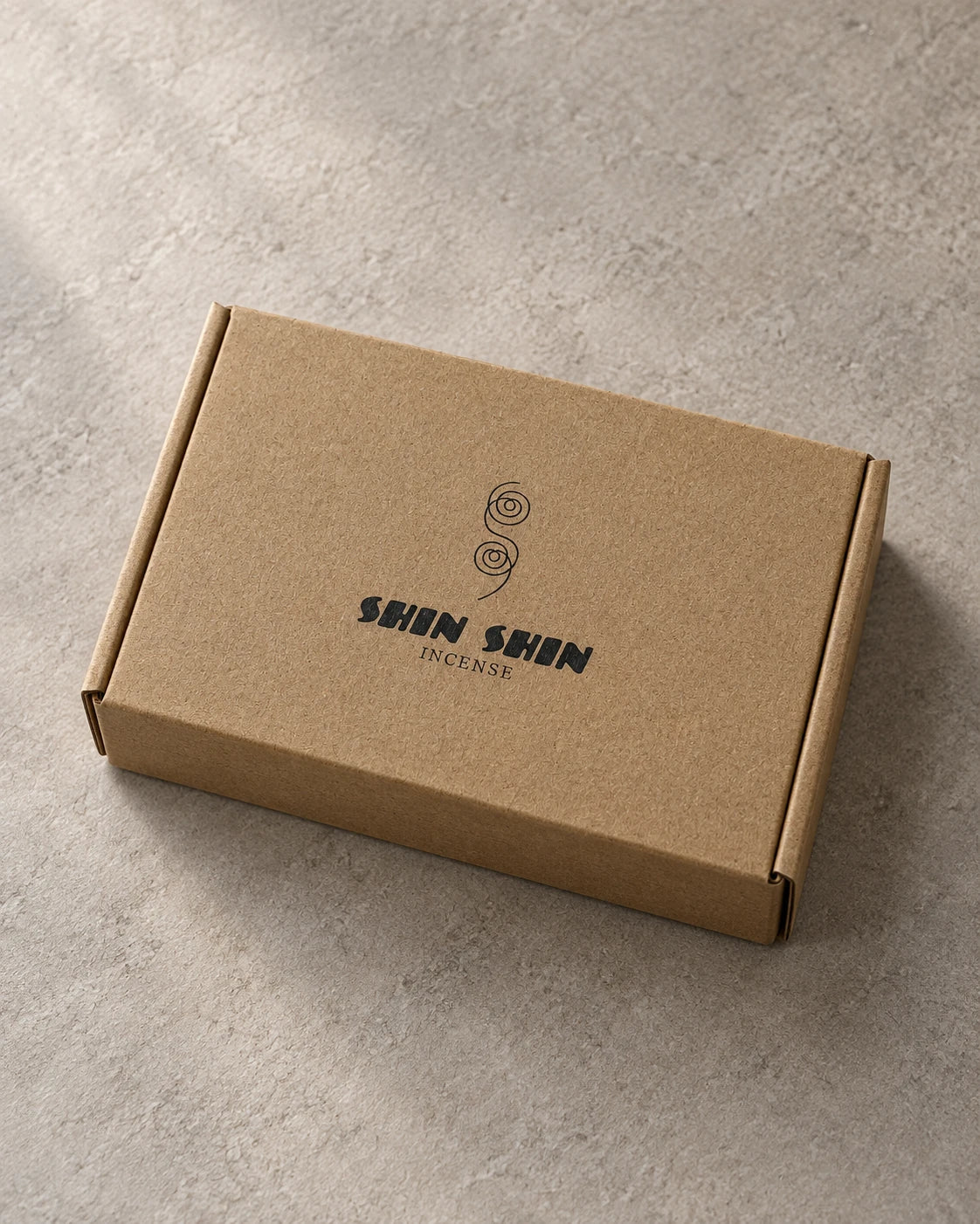 Finished product image of the kraft Shin Shin outer box